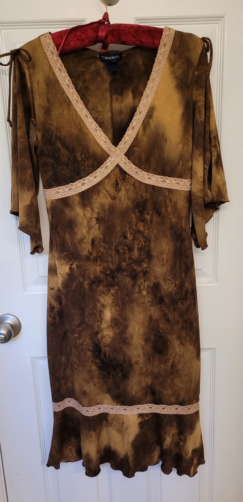 Candie's dress